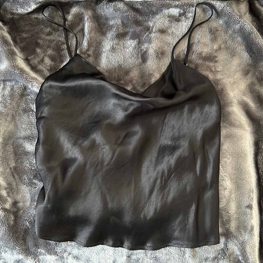 Zara sayin cami tank